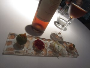 Cinc Sentits' amuse-bouches